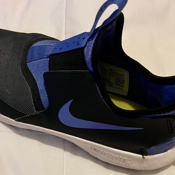 Nike Flex Running Shoes 👟 - Picture 8 of 10